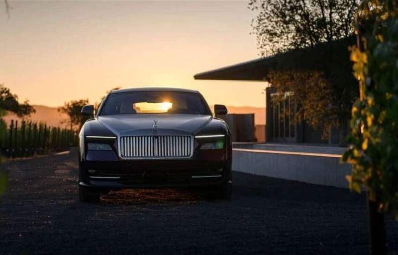 للمرة الأولى رولز-رويس تقدم أول خصم على سياراتها الفاخرة