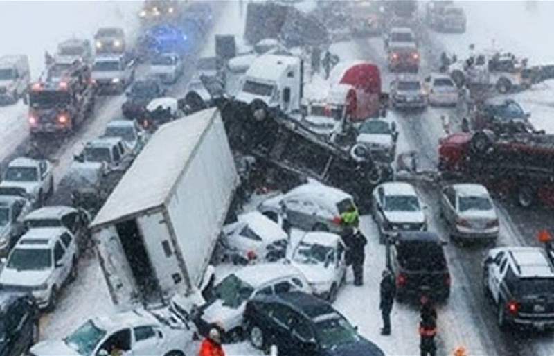 حادث يشمل أكثر من 40 مركبة