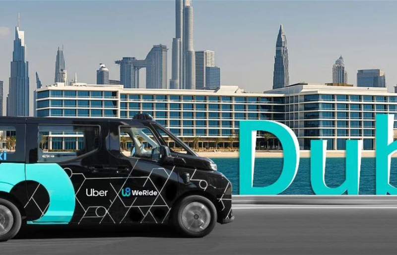 أبو ظبي أول مدينة خارج الولايات المتحدة تطلق خدمة التاكسي بدون سائق