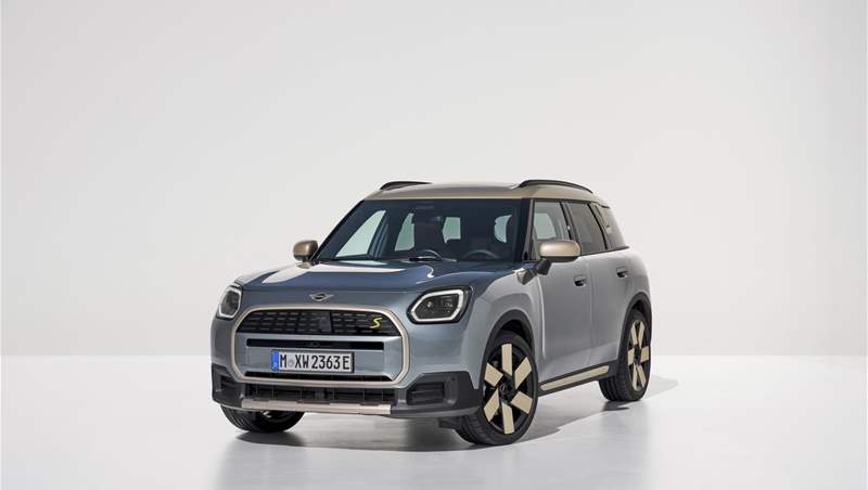 2024 Countryman SE ALL4