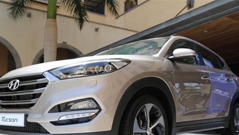 2015 اختبار Tucson Turbo بواسطة MotorShow