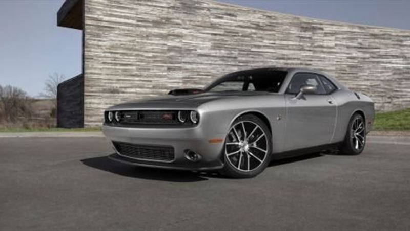 2016 Challenger 392 HEMI Scat Pack Shaker