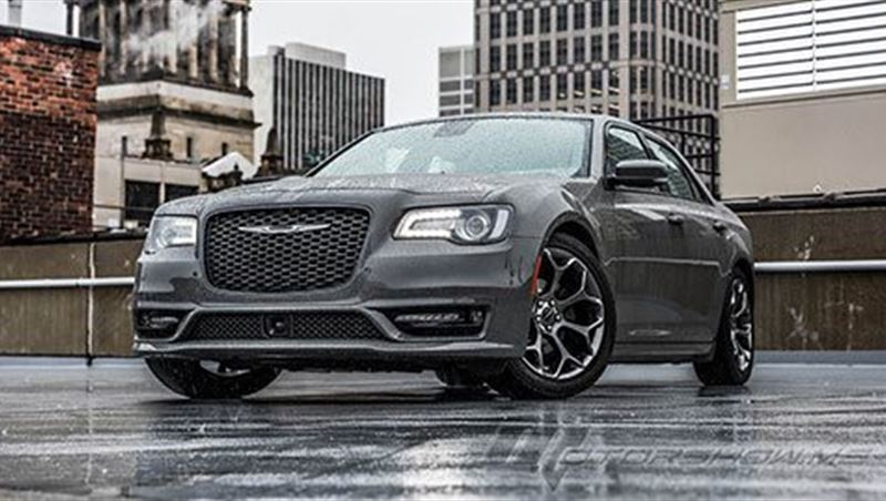 2018 Chrysler 300S