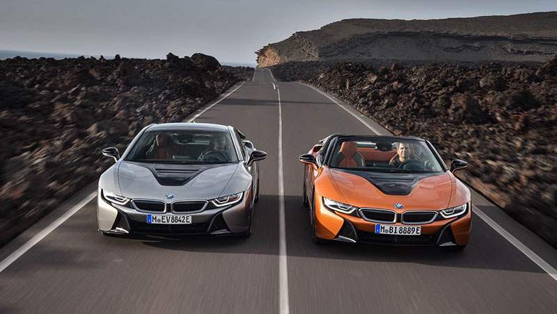 2018 i8 Coupe and Roadster