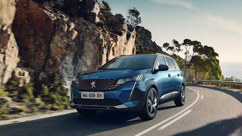 2021 Peugeot 5008 SUV